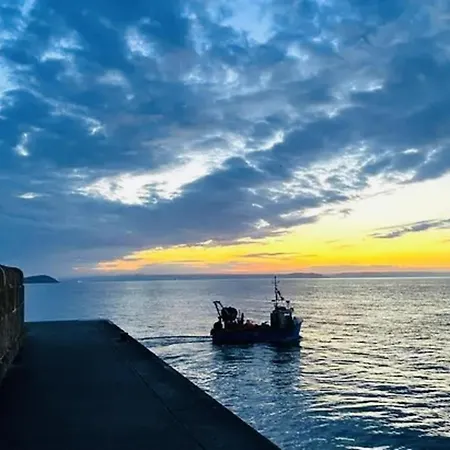 Mevagissey - Sea View And Parking Holiday home